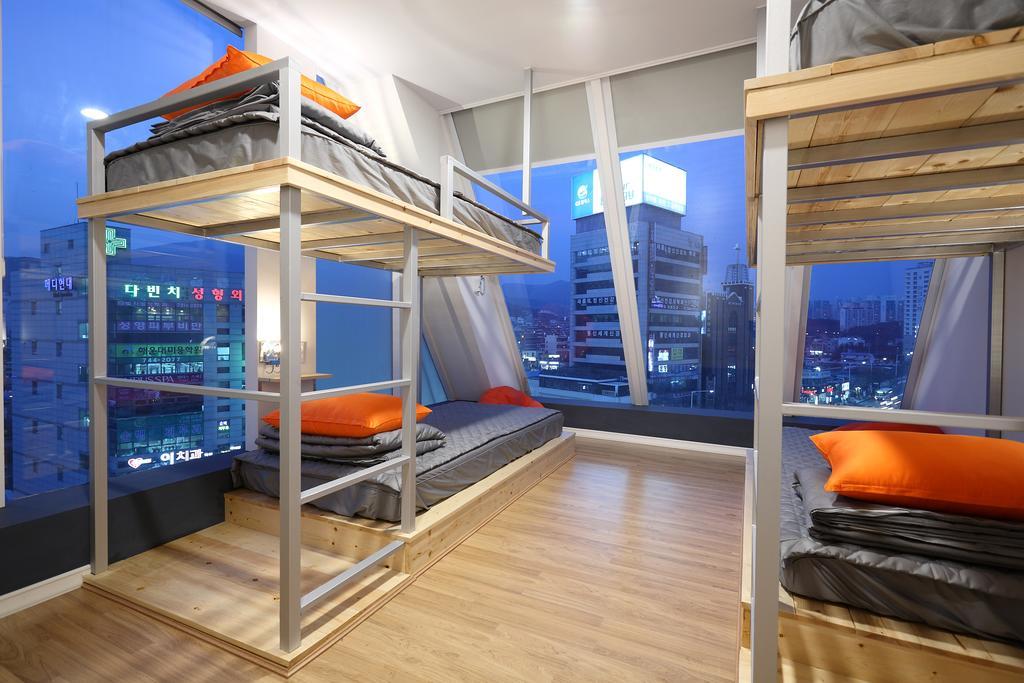 First Guesthouse Pusan Pokój zdjęcie